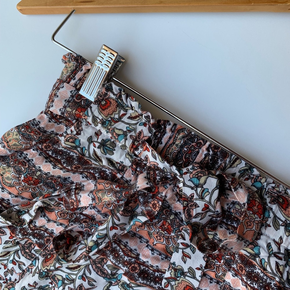 Patterned Soft Shorts - Picture 4 of 5